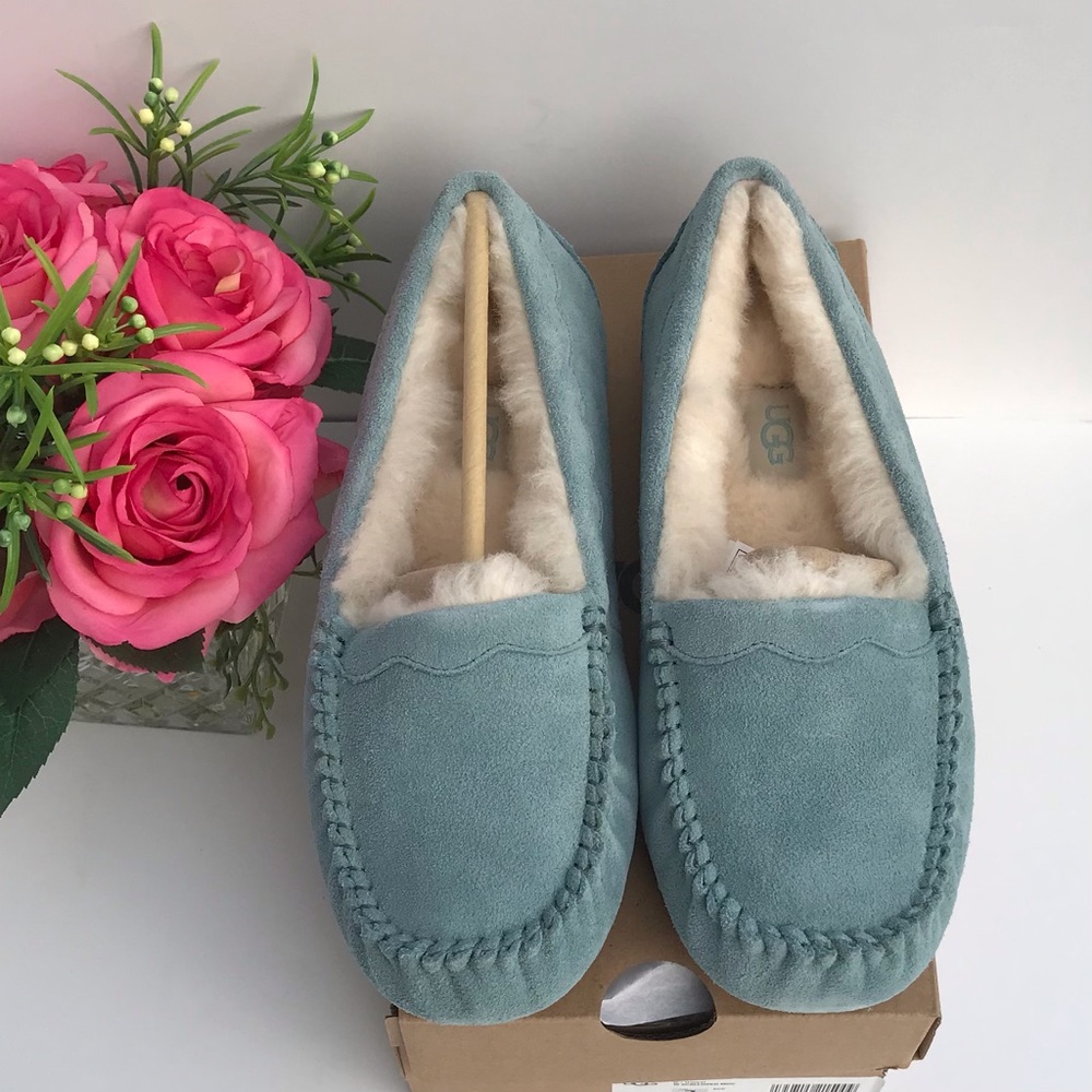 UGG Scalloped Moc